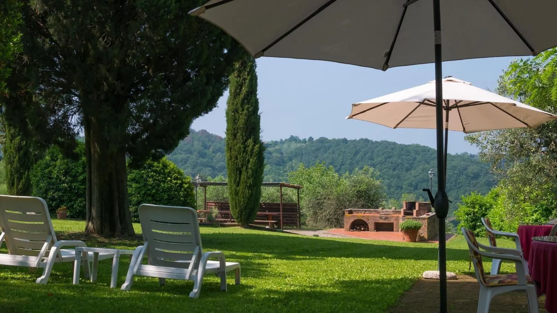 Renovated Barn With Terrace And Shared Pool Lägenhet Montaione