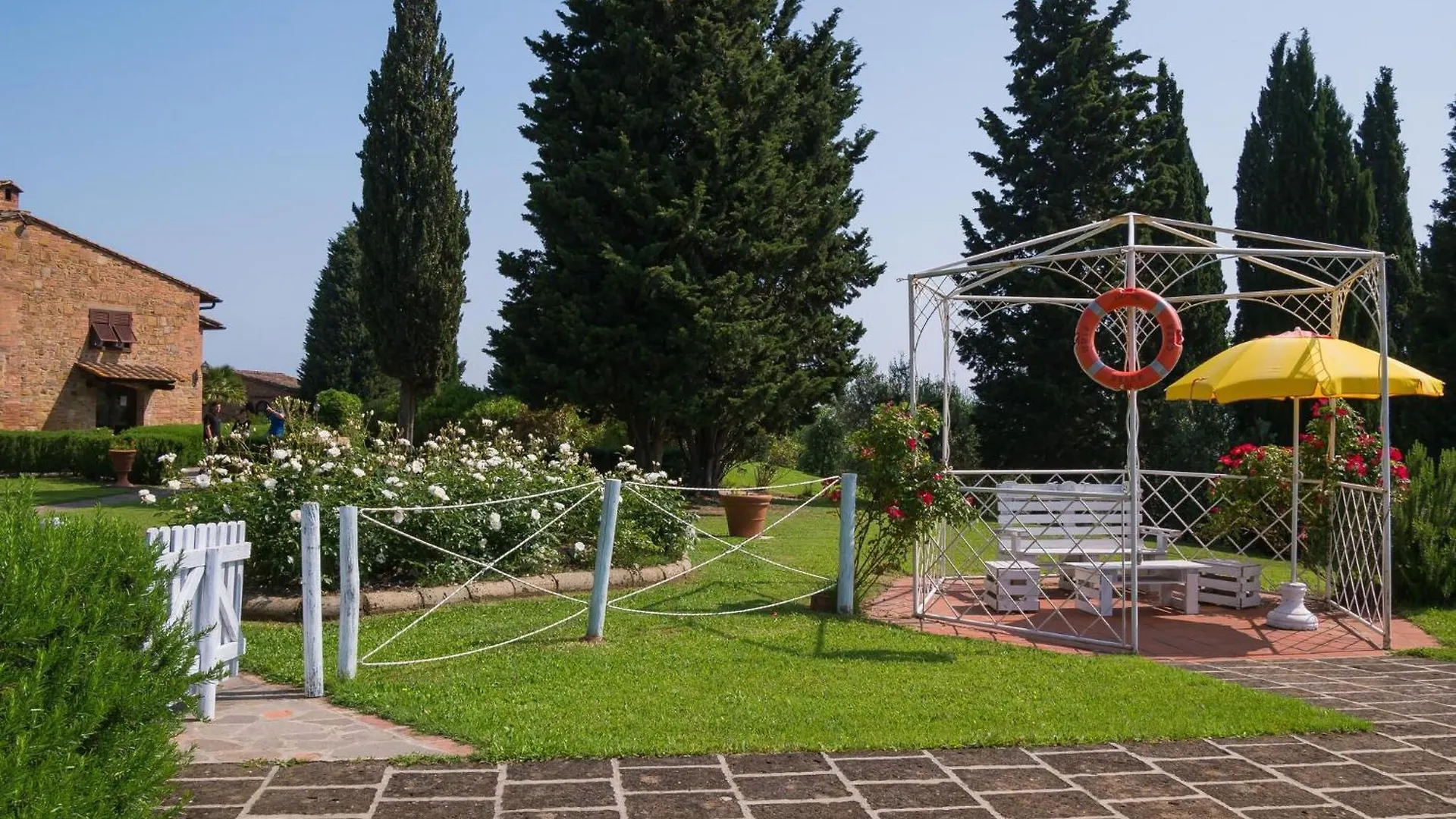 Renovated Barn With Terrace And Shared Pool Lägenhet Montaione 0*,  Italien