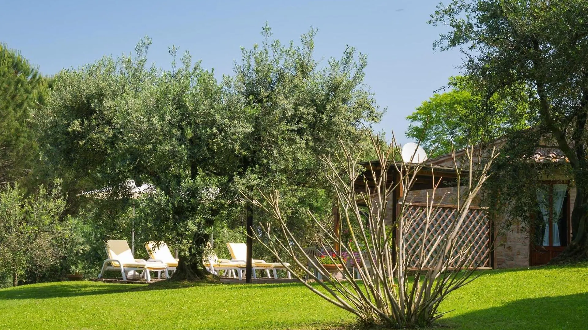 Renovated Barn With Terrace And Shared Pool Lägenhet Montaione